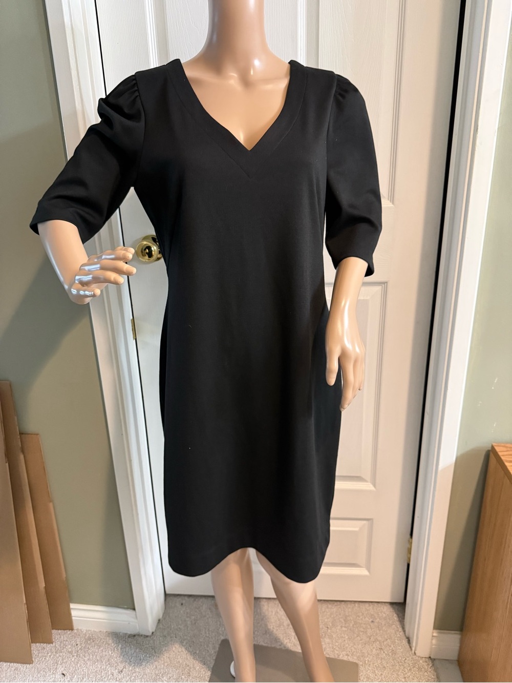 NWT Banana Republic Ponte Knit Dress Black V Neck Puff Sleeve Size 12 Career